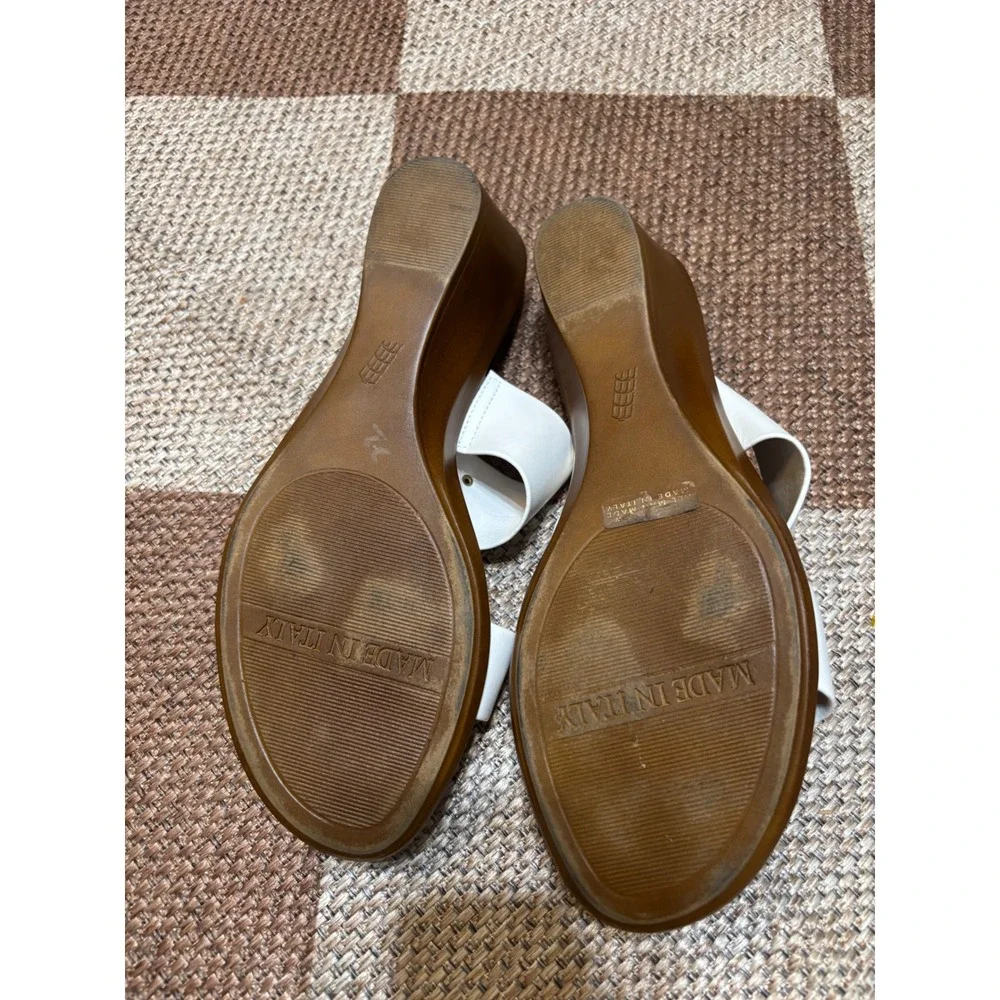 Italian Shoemakers contesa by